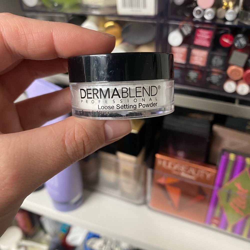 Travel Sized Dermablend Setting Powder (2)